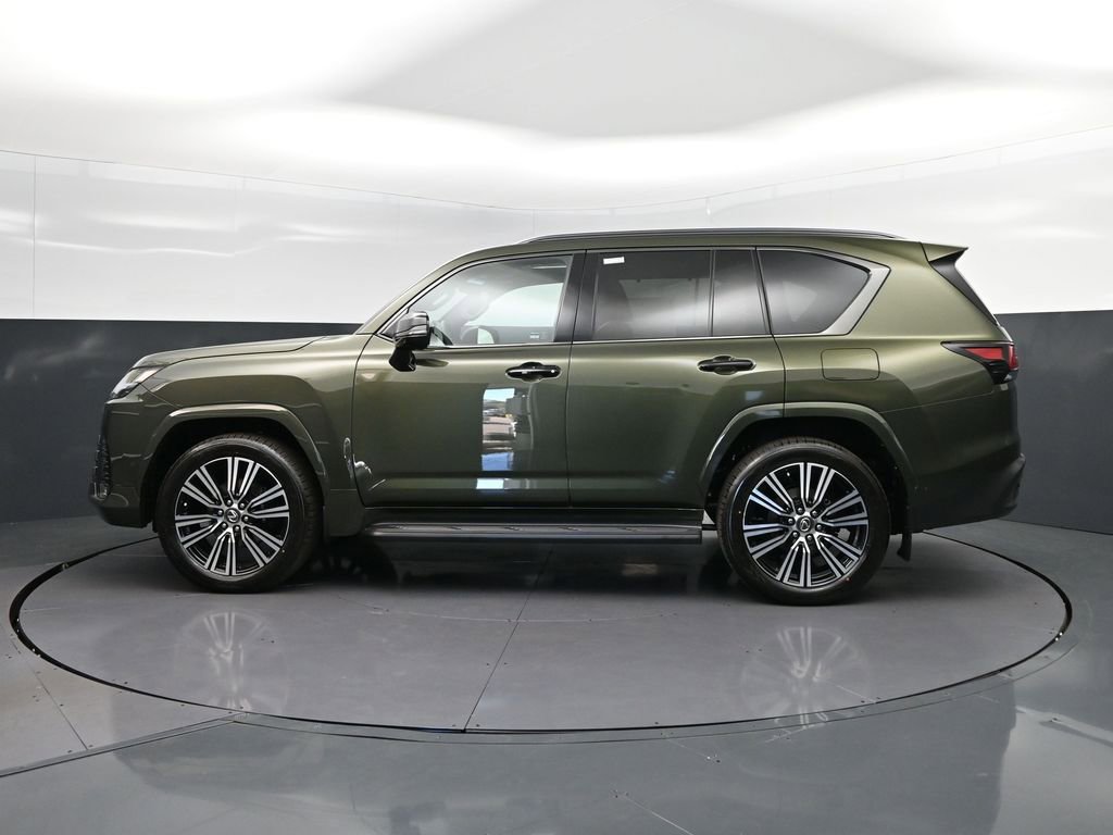 New 2026 Lexus LX 700h Luxury image 4