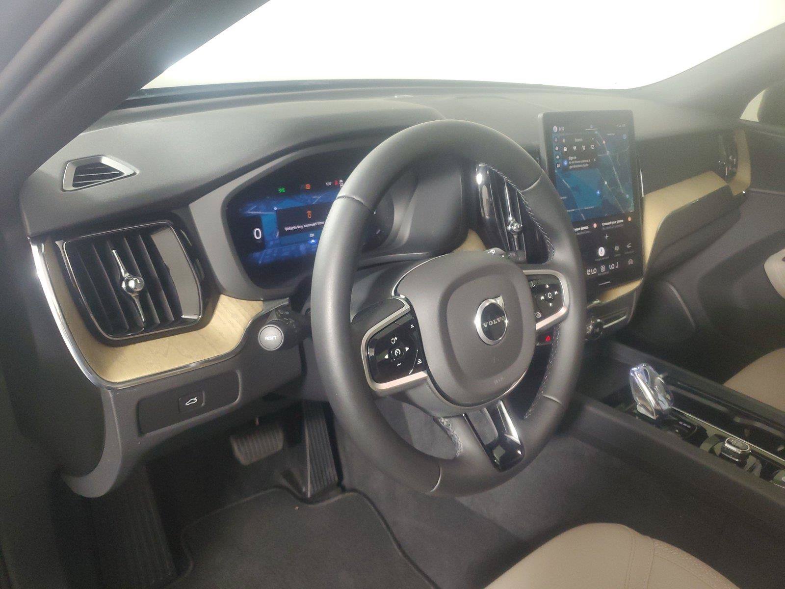 Used 2026 Volvo XC60 B5 Plus w/ Protection Package Premier AWD/4WD image 24