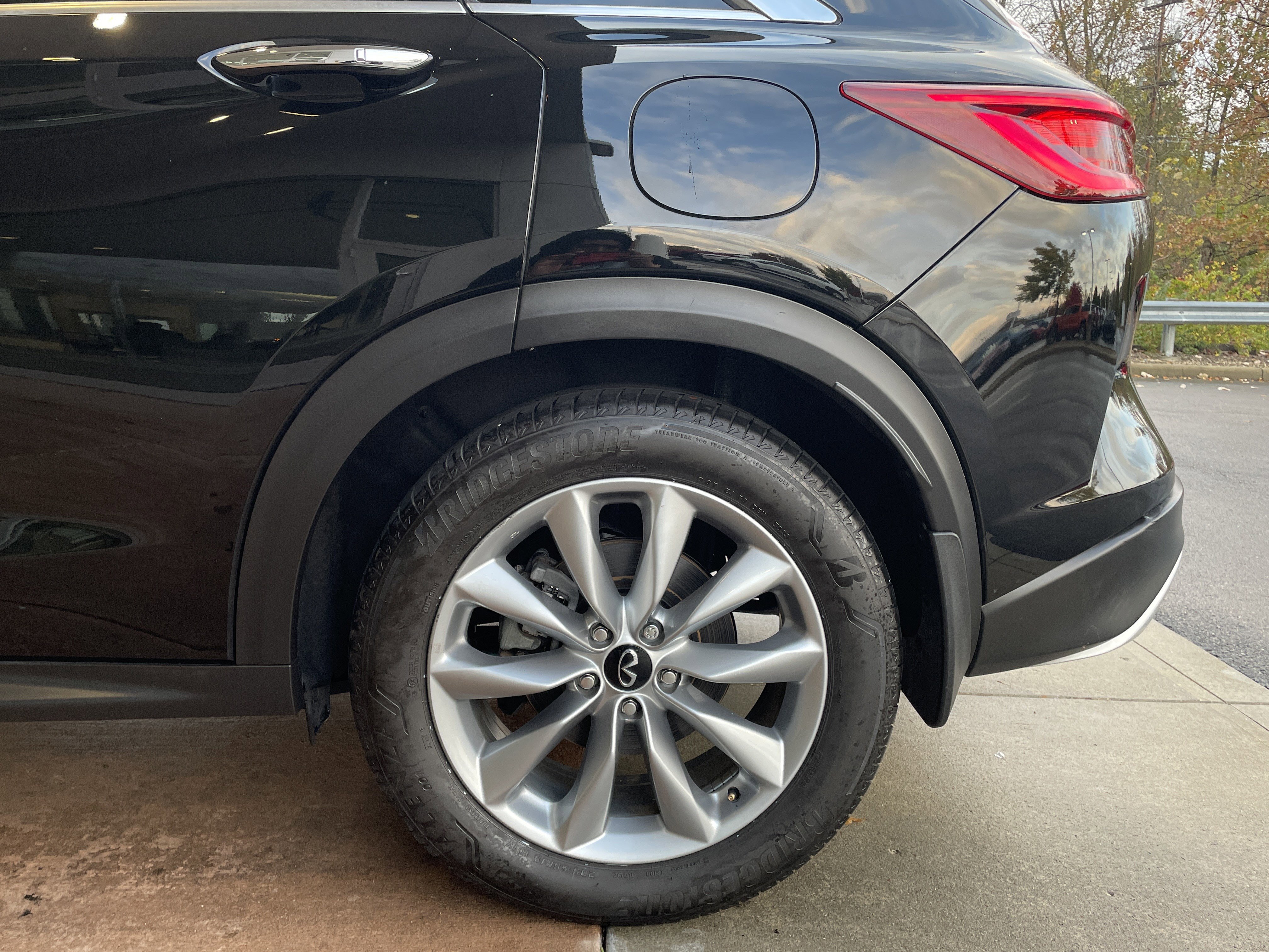 Used 2022 INFINITI QX50 Luxe image 23