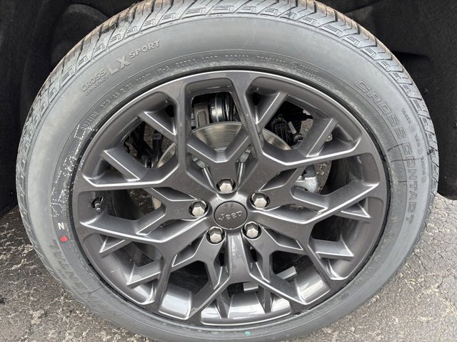 New 2025 Jeep Grand Cherokee Summit w/ Adv Protech Group IV image 28