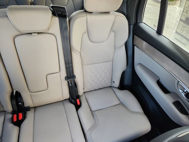 New 2026 Volvo XC90 B5 Core AWD/4WD image 15
