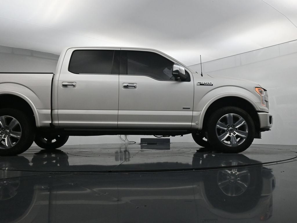 Used 2016 Ford F150 Platinum w/ Equipment Group 701A Luxury AWD/4WD image 33