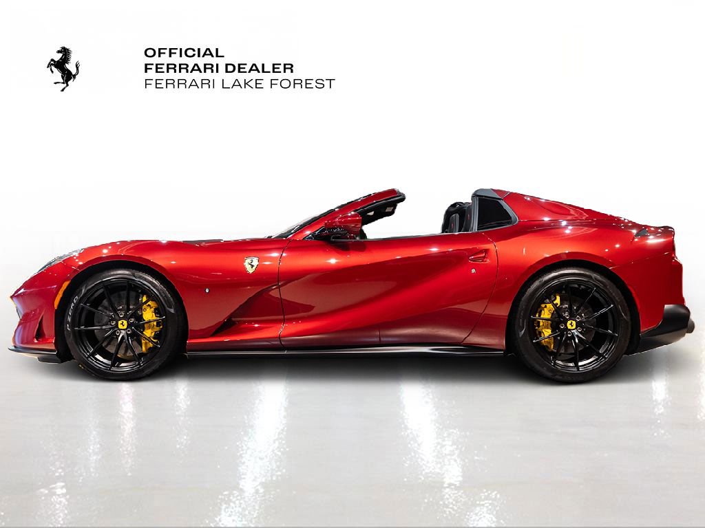 Used 2022 Ferrari 812 GTS image 3