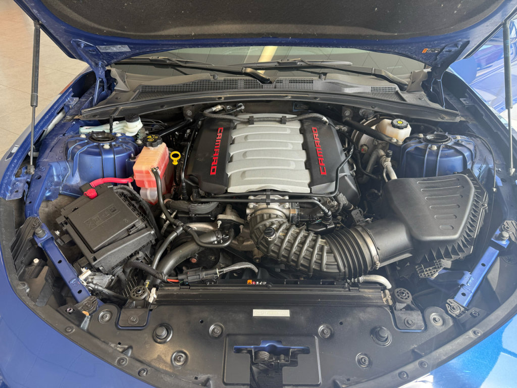Used 2023 Chevrolet Camaro LT w/ RS Package image 21