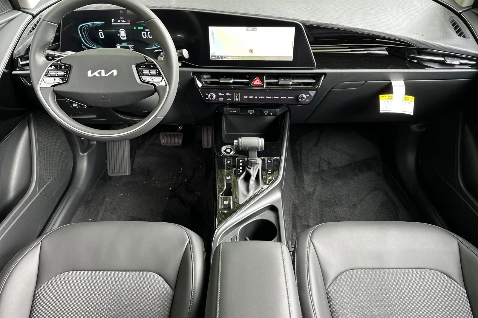 New 2025 Kia Niro EX image 9