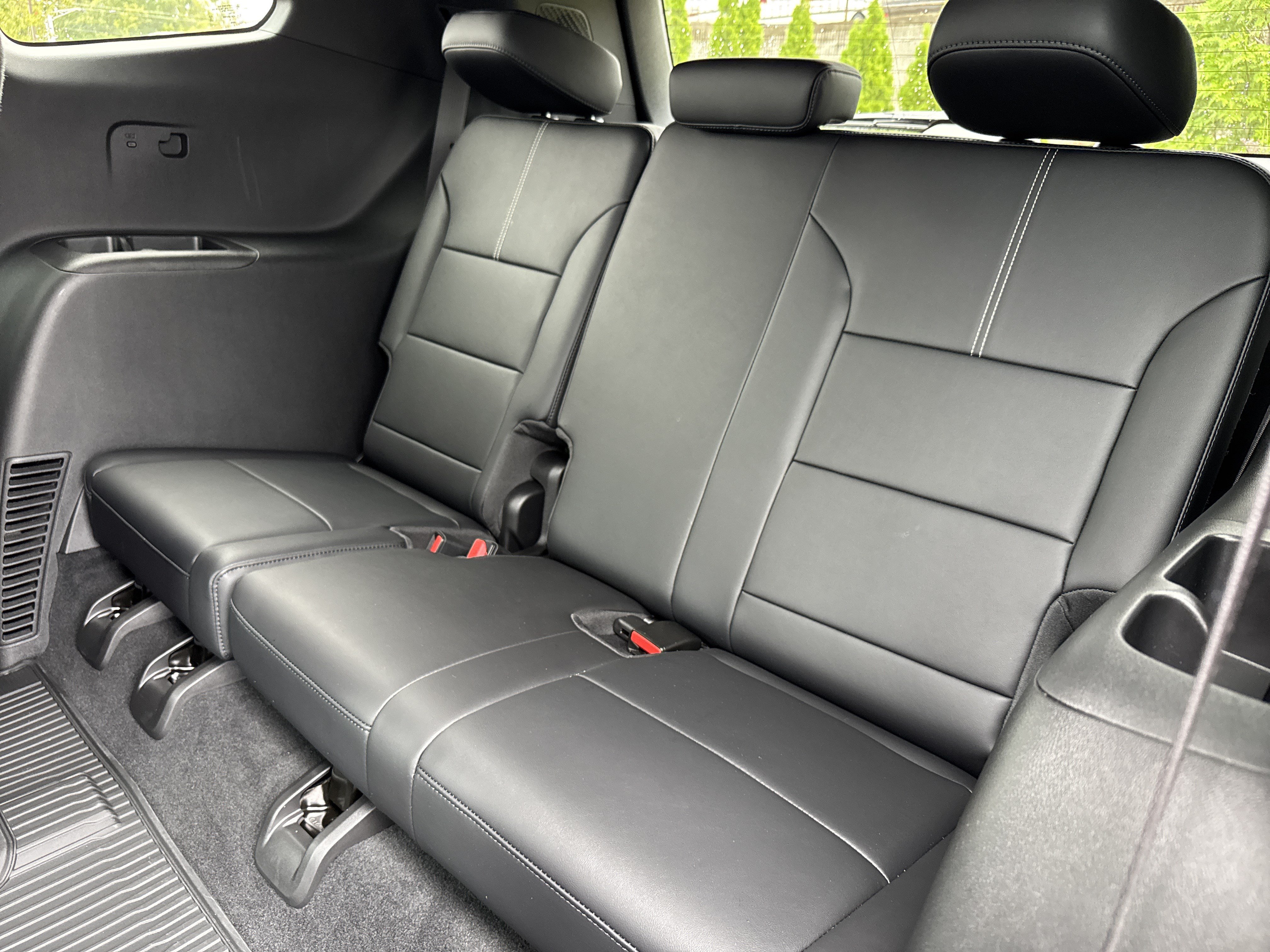 Used 2026 GMC Acadia Elevation w/ Black Edition FWD image 32