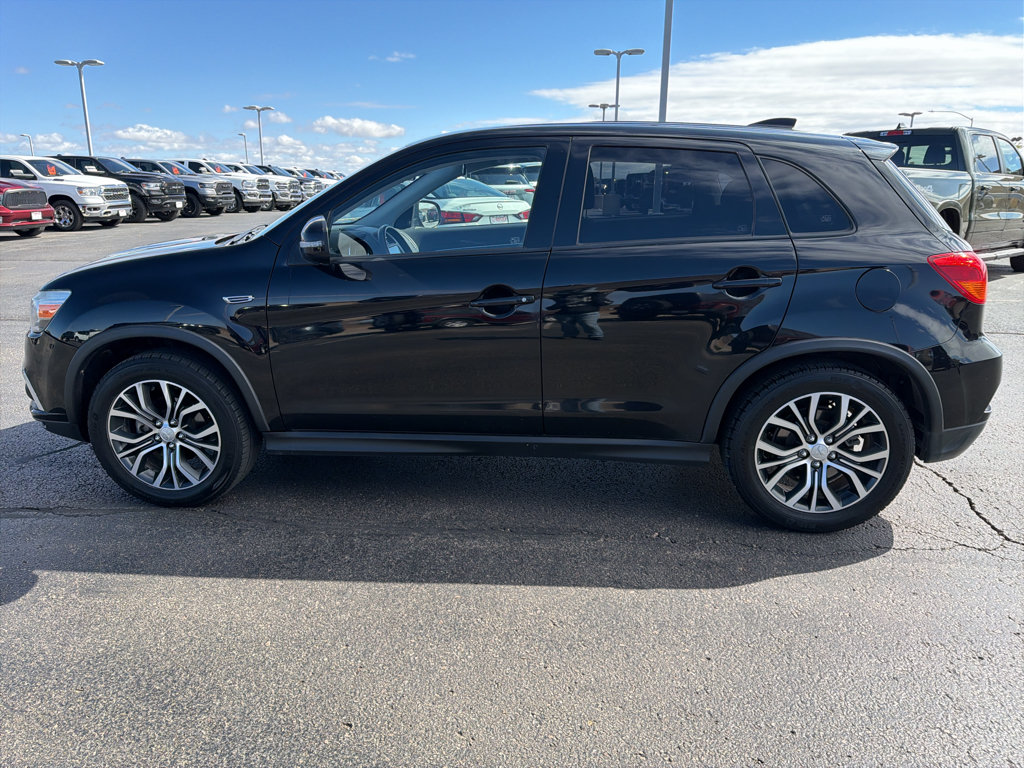 Used 2019 Mitsubishi Outlander Sport SE AWD/4WD image 8
