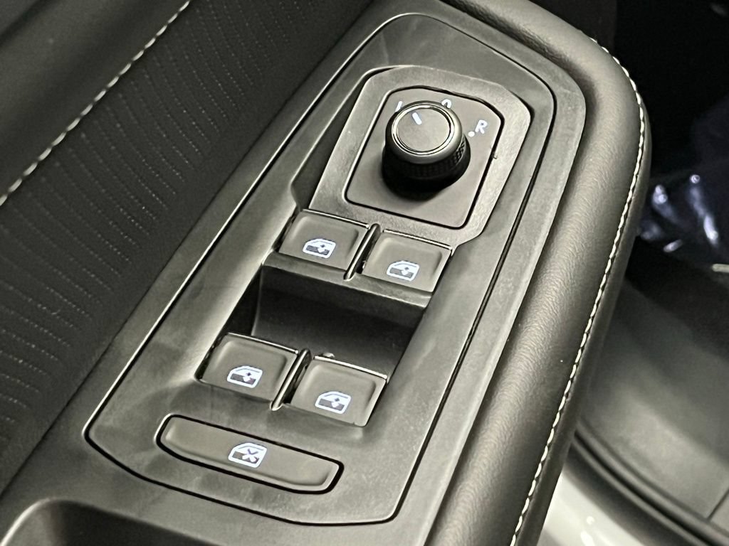 New 2026 Volkswagen Atlas Cross Sport SE AWD/4WD image 20