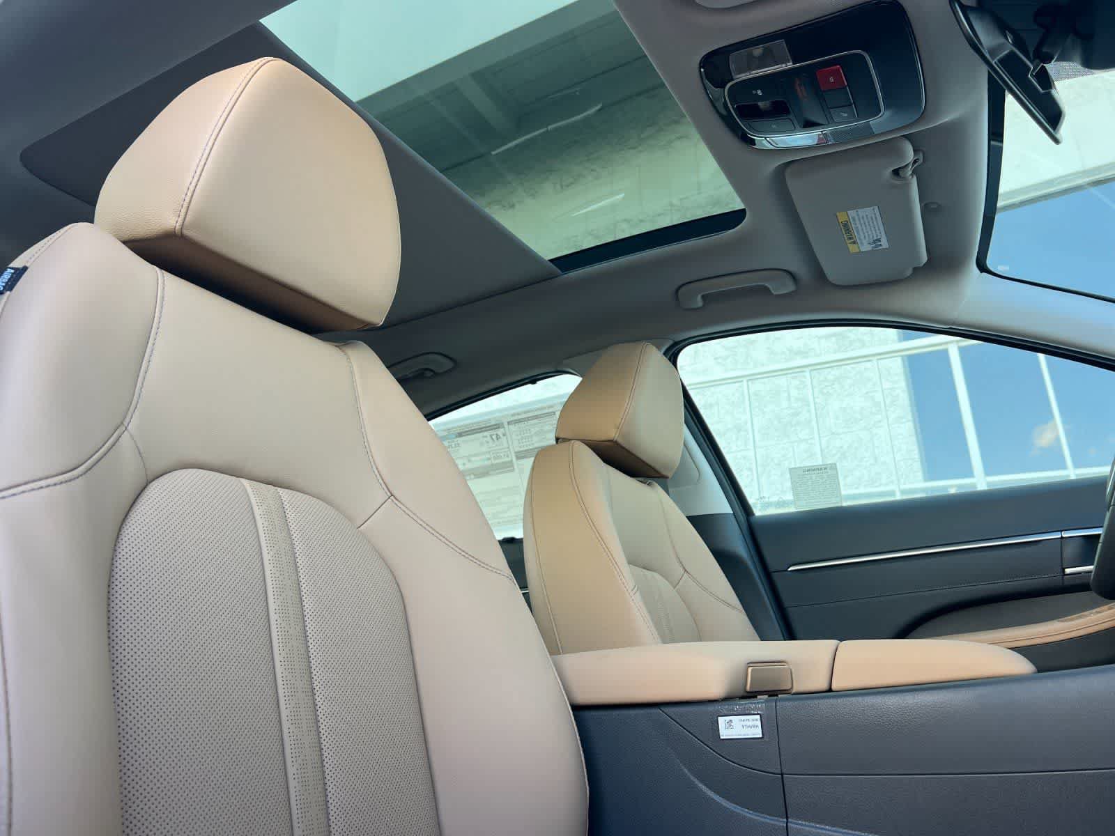 New 2026 Hyundai Sonata Limited FWD image 17