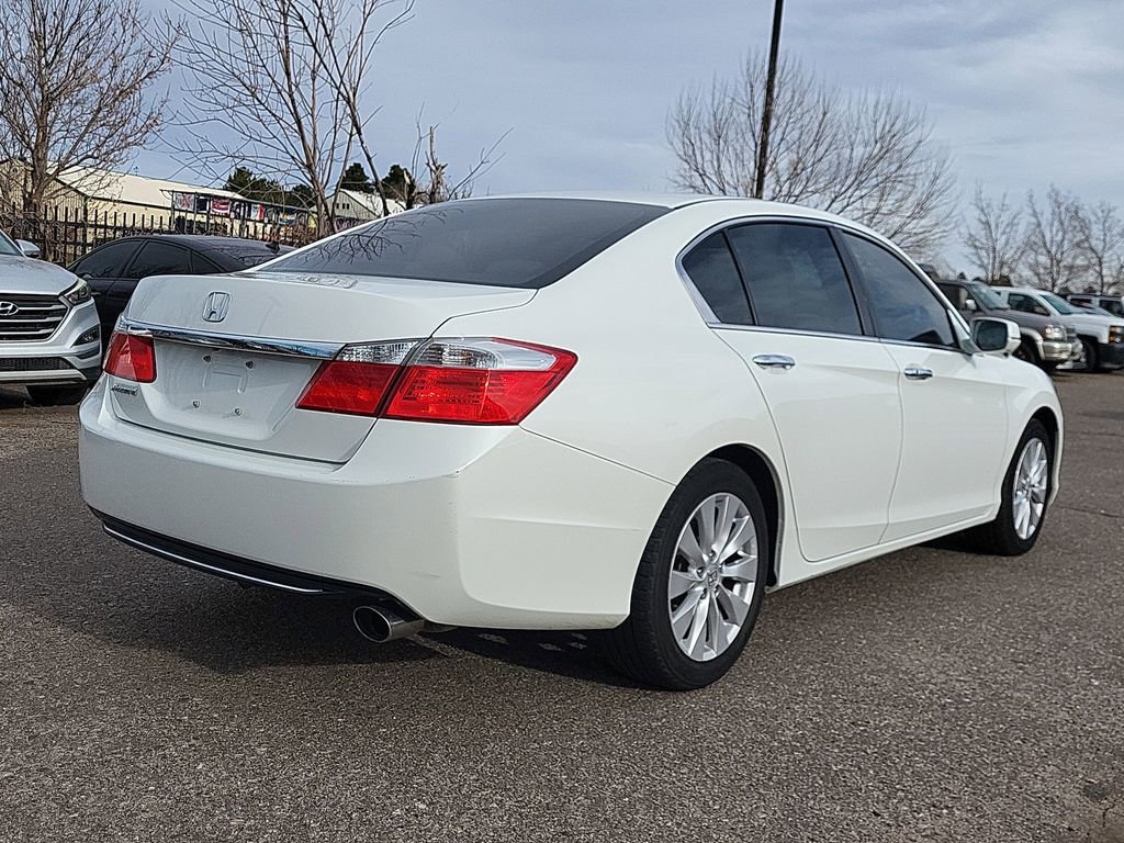 Used 2015 Honda Accord EX image 4