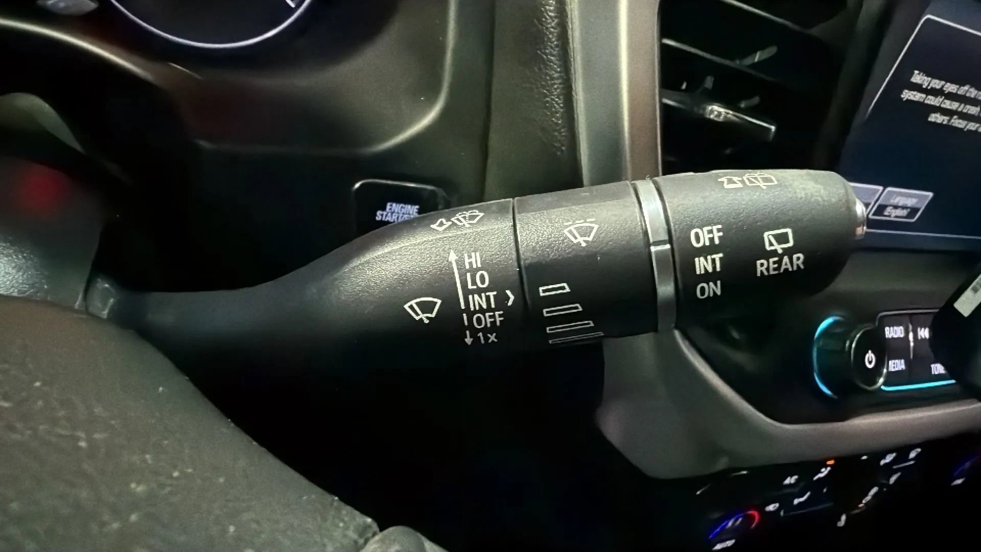 Used 2019 GMC Acadia SLT w/ LPO, Floor Liner Package FWD image 13