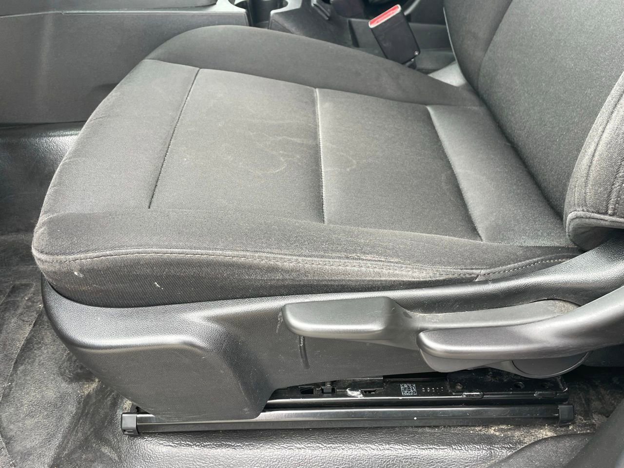 Used 2023 Chevrolet Colorado W/T RWD image 5