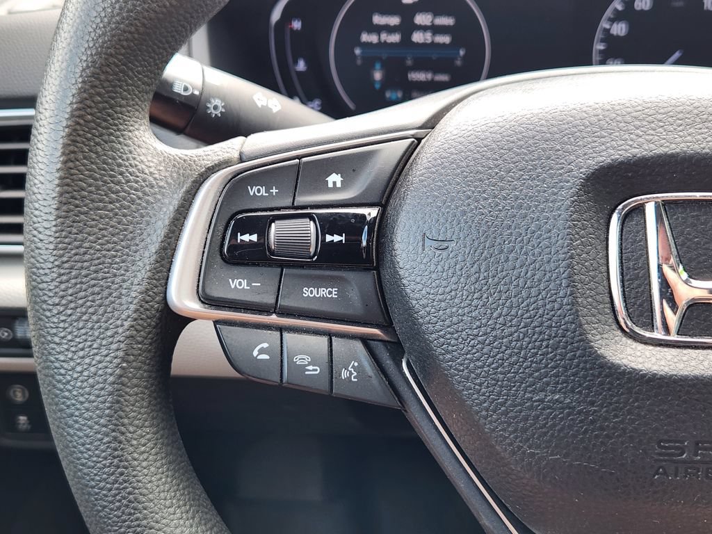 Used 2018 Honda Accord LX image 17