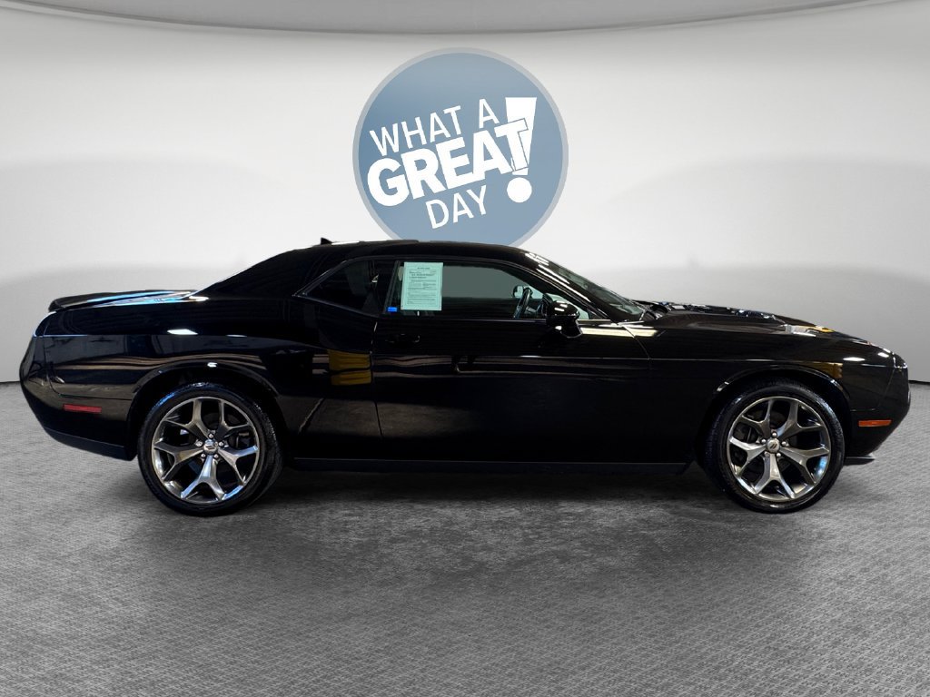 Used 2017 Dodge Challenger SXT Plus RWD image 2
