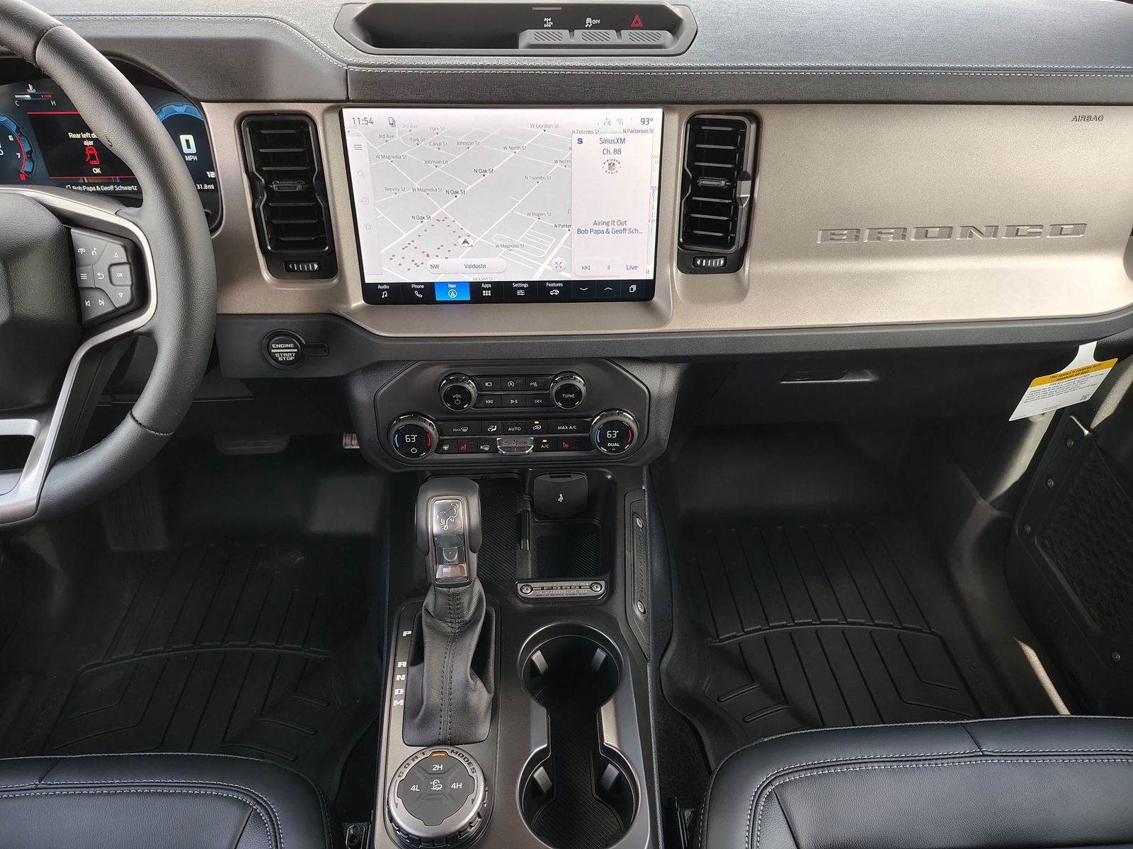 New 2026 Ford Bronco Outer Banks AWD/4WD image 7