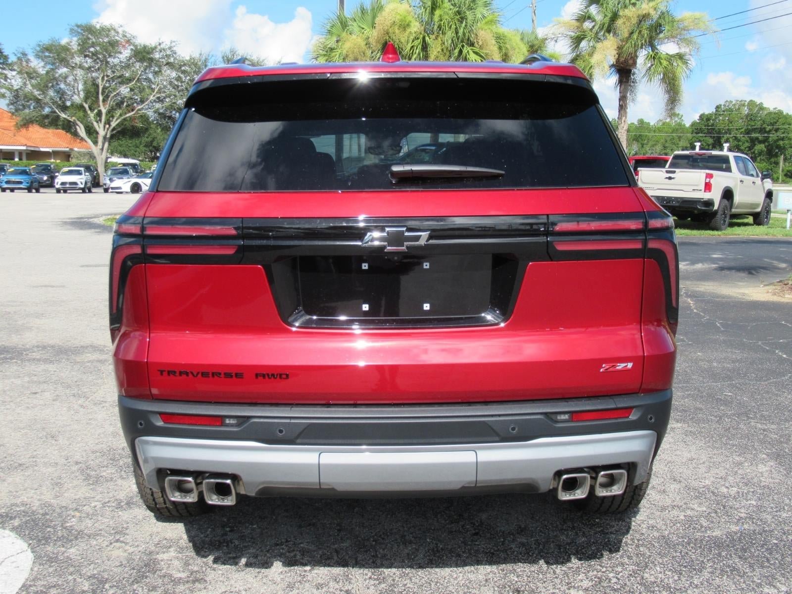 New 2027 Chevrolet Traverse Z71 w/ Enhanced Driving Package AWD/4WD image 6