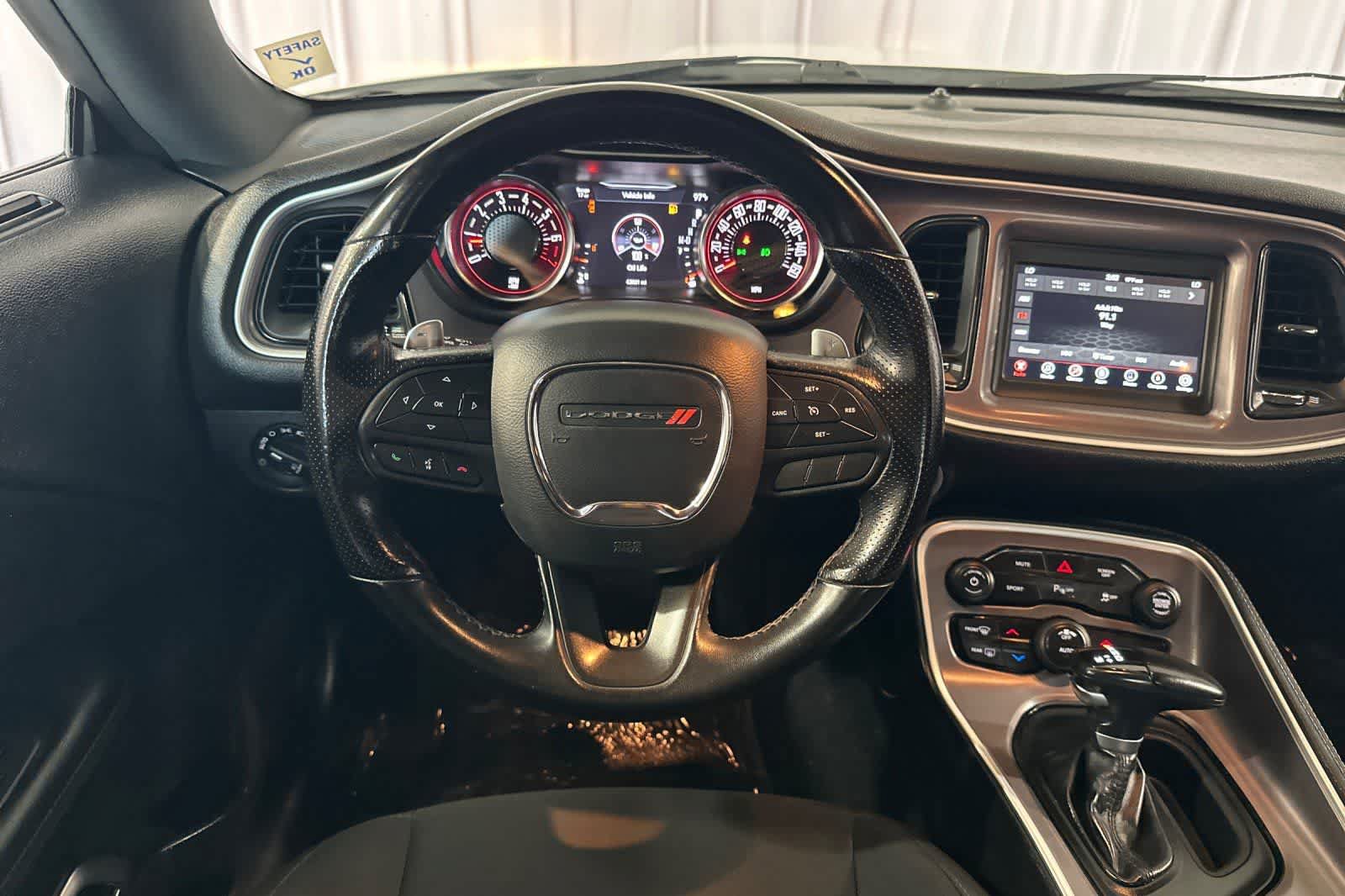 Used 2022 Dodge Challenger GT AWD/4WD image 16