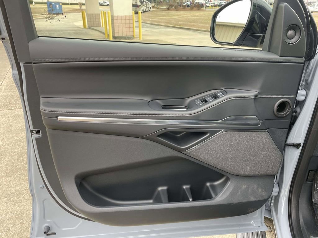 New 2026 Lincoln Navigator L Reserve w/ Jet Appearance Package image 15