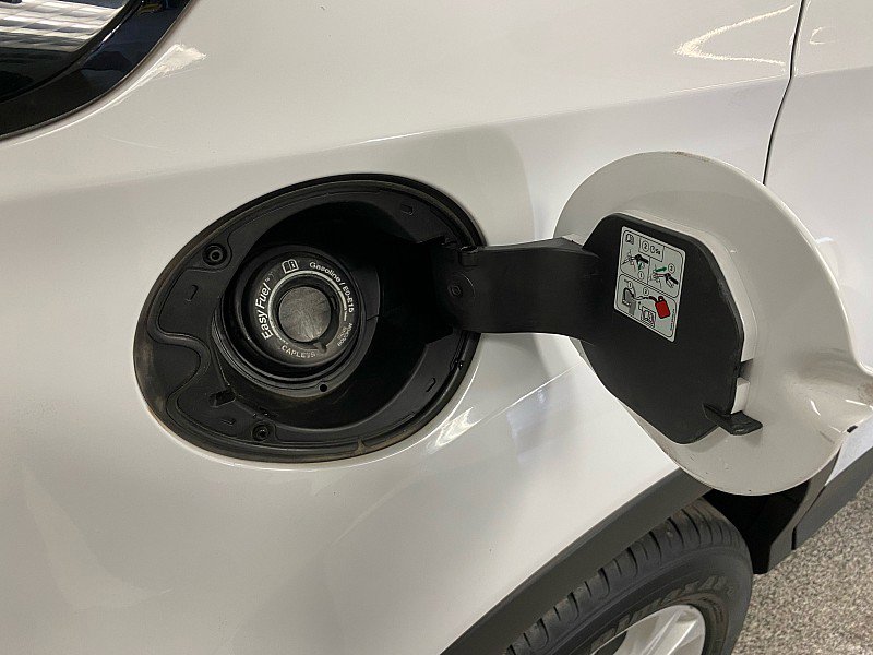 Used 2017 Ford Escape SE image 28