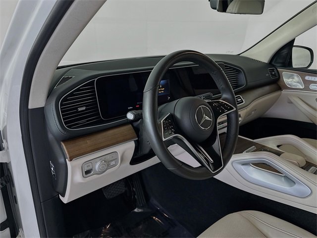 Certified 2024 Mercedes-Benz GLS 450 4MATIC image 9