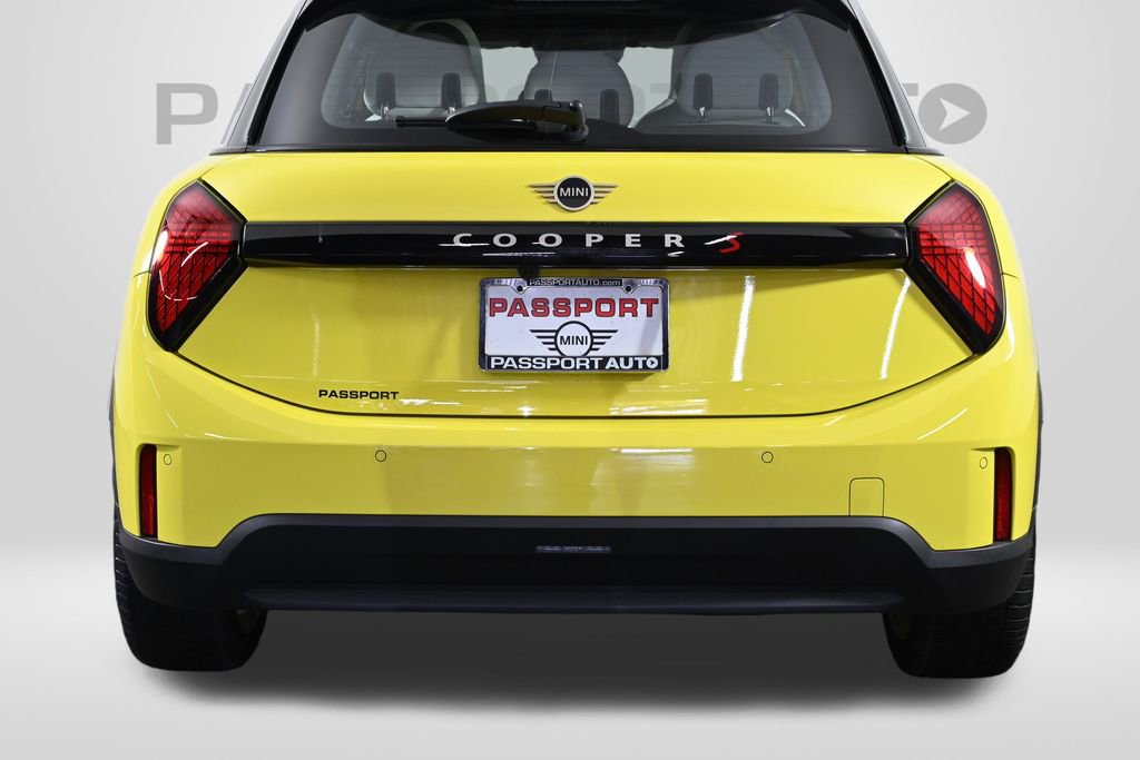 Certified 2025 MINI Cooper S image 9