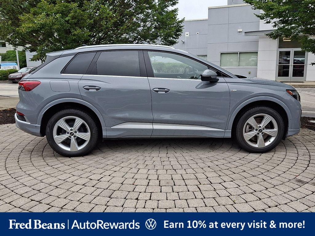 Used 2023 Audi Q4 e-tron Premium Plus w/ Premium Plus AWD/4WD image 9