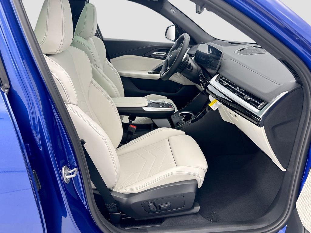New 2026 BMW X2 xDrive28i w/ Technology Package image 18