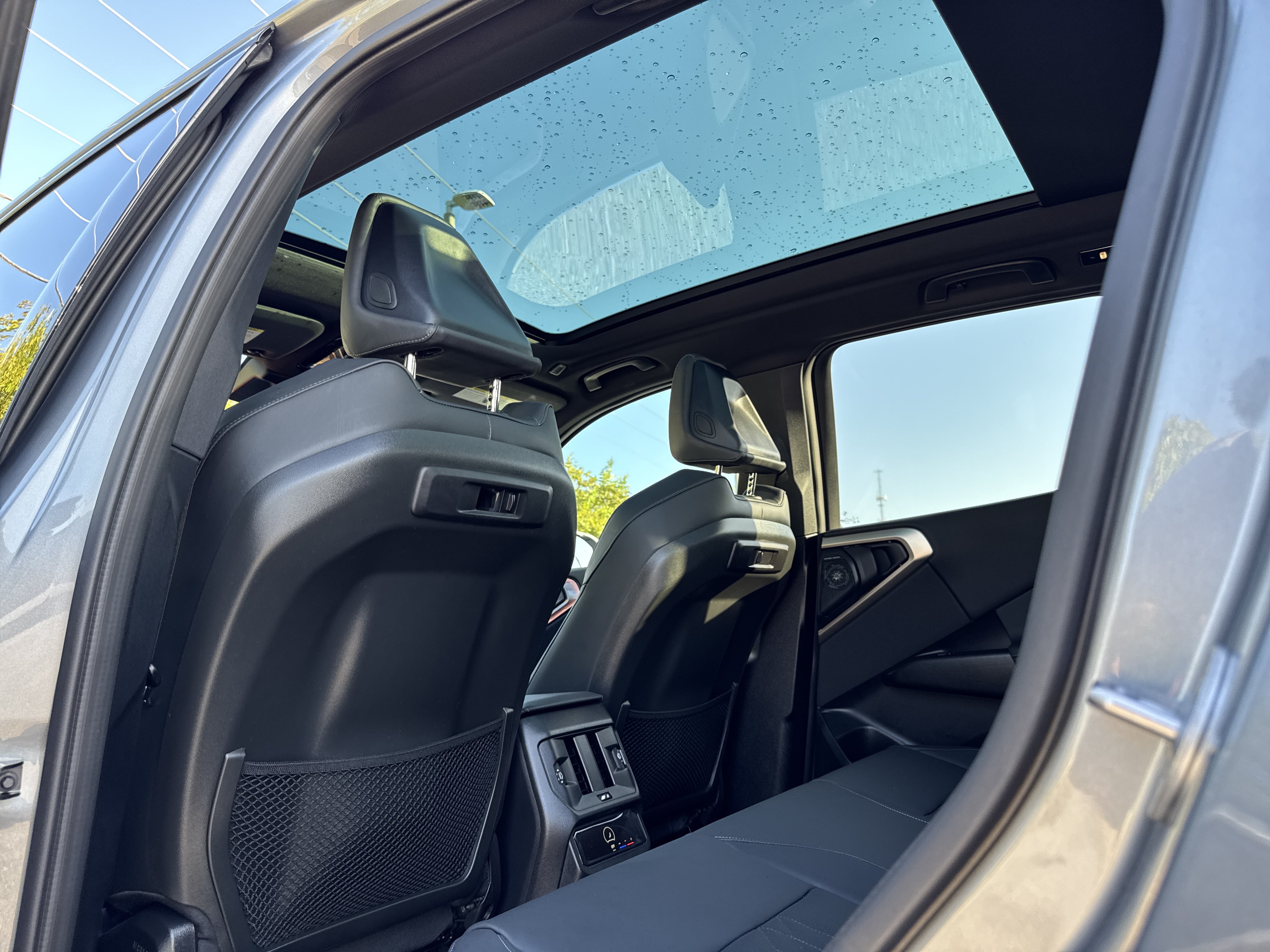 Used 2025 BMW X3 xDrive30i w/ Convenience Package AWD/4WD image 17