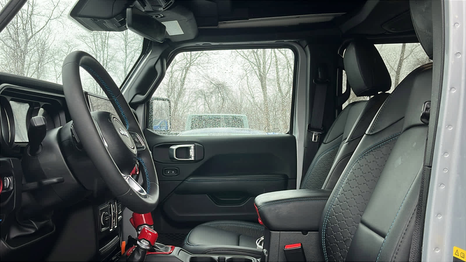 Used 2024 Jeep Wrangler High Altitude image 11