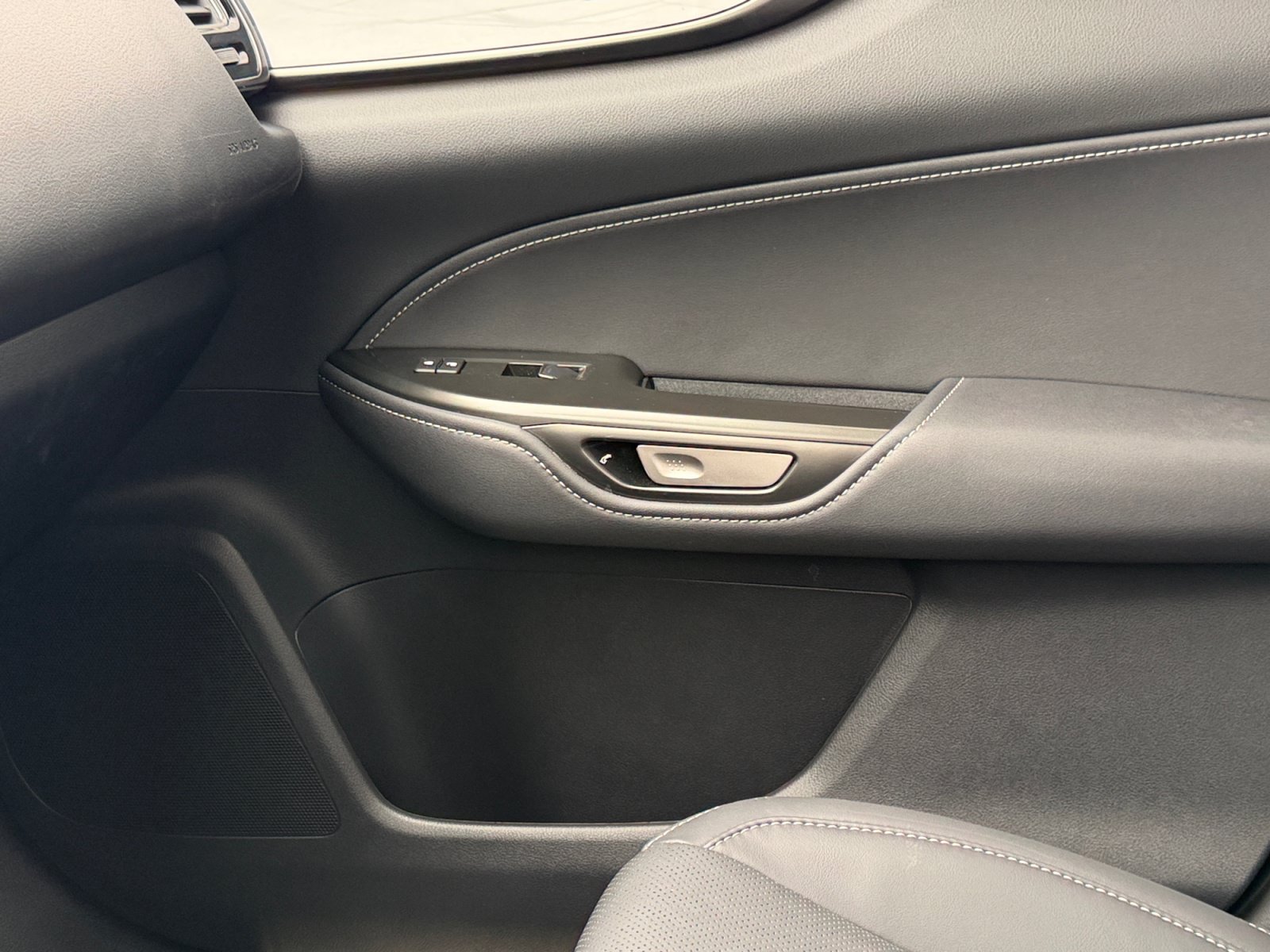 Used 2025 Lexus NX 350h AWD w/ Accessory Package (K3) image 16