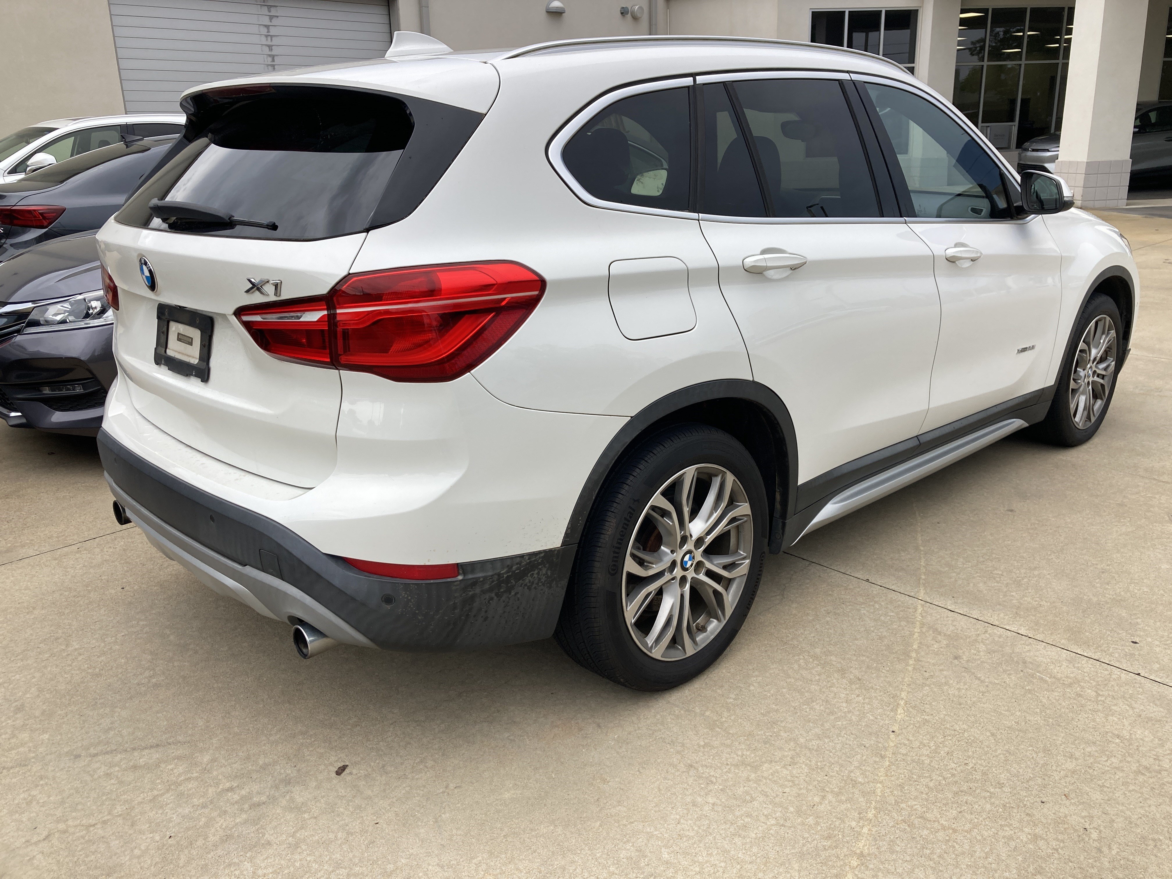 Used 2016 BMW X1 xDrive28i AWD/4WD image 2