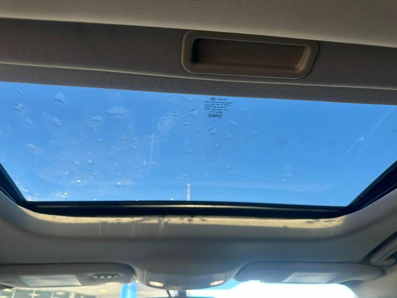 Used 2018 Ford Fusion SE w/ Fusion SE Technology Package image 10