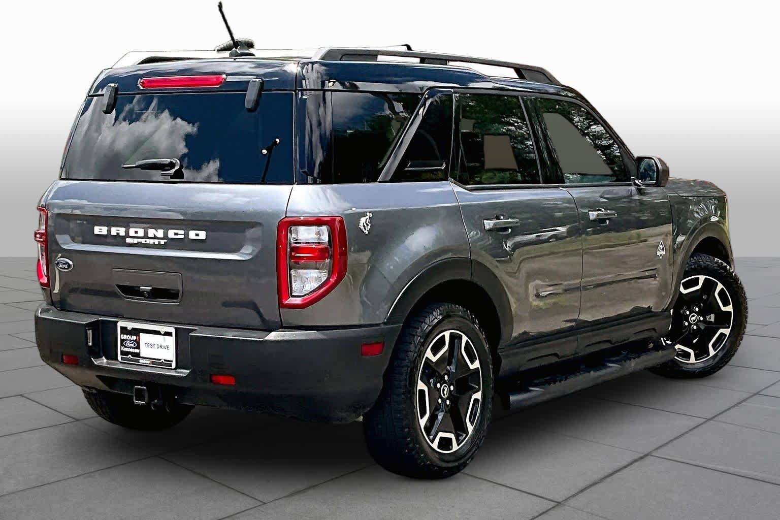 Used 2021 Ford Bronco Sport Outer Banks w/ Outer Banks Package AWD/4WD image 13