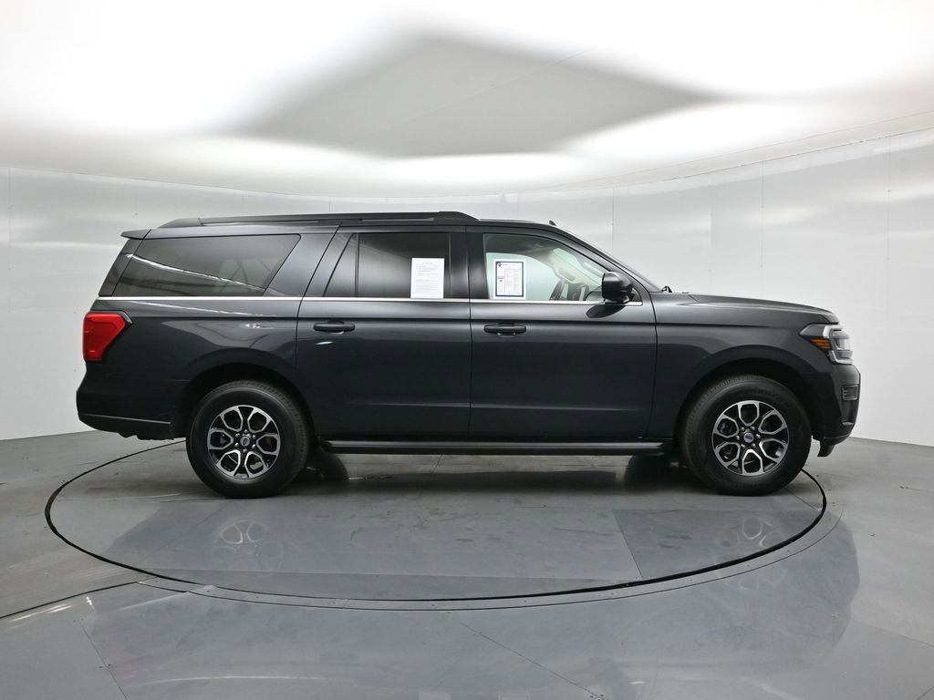Used 2024 Ford Expedition Max XLT image 26