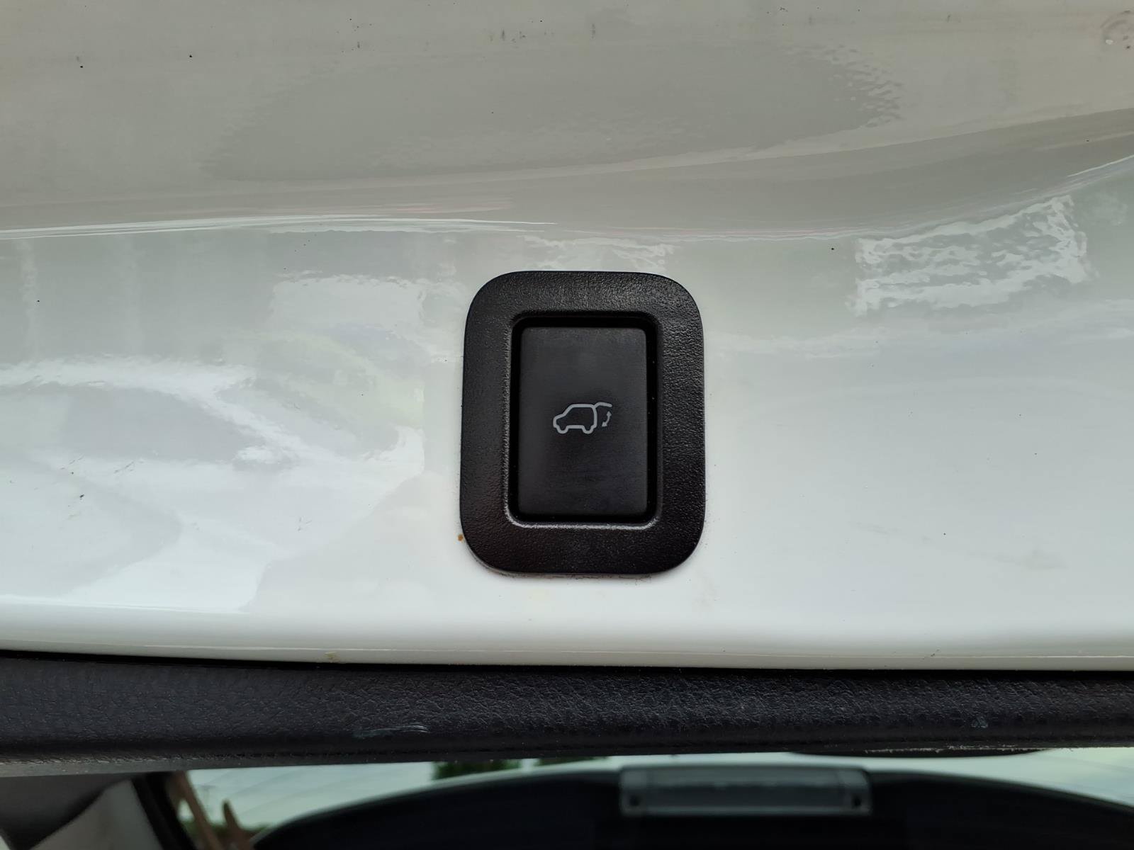 Used 2019 Toyota Highlander XLE AWD/4WD image 13