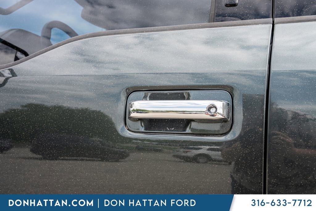 Used 2018 Ford F150 XLT w/ Equipment Group 302A Luxury AWD/4WD image 31