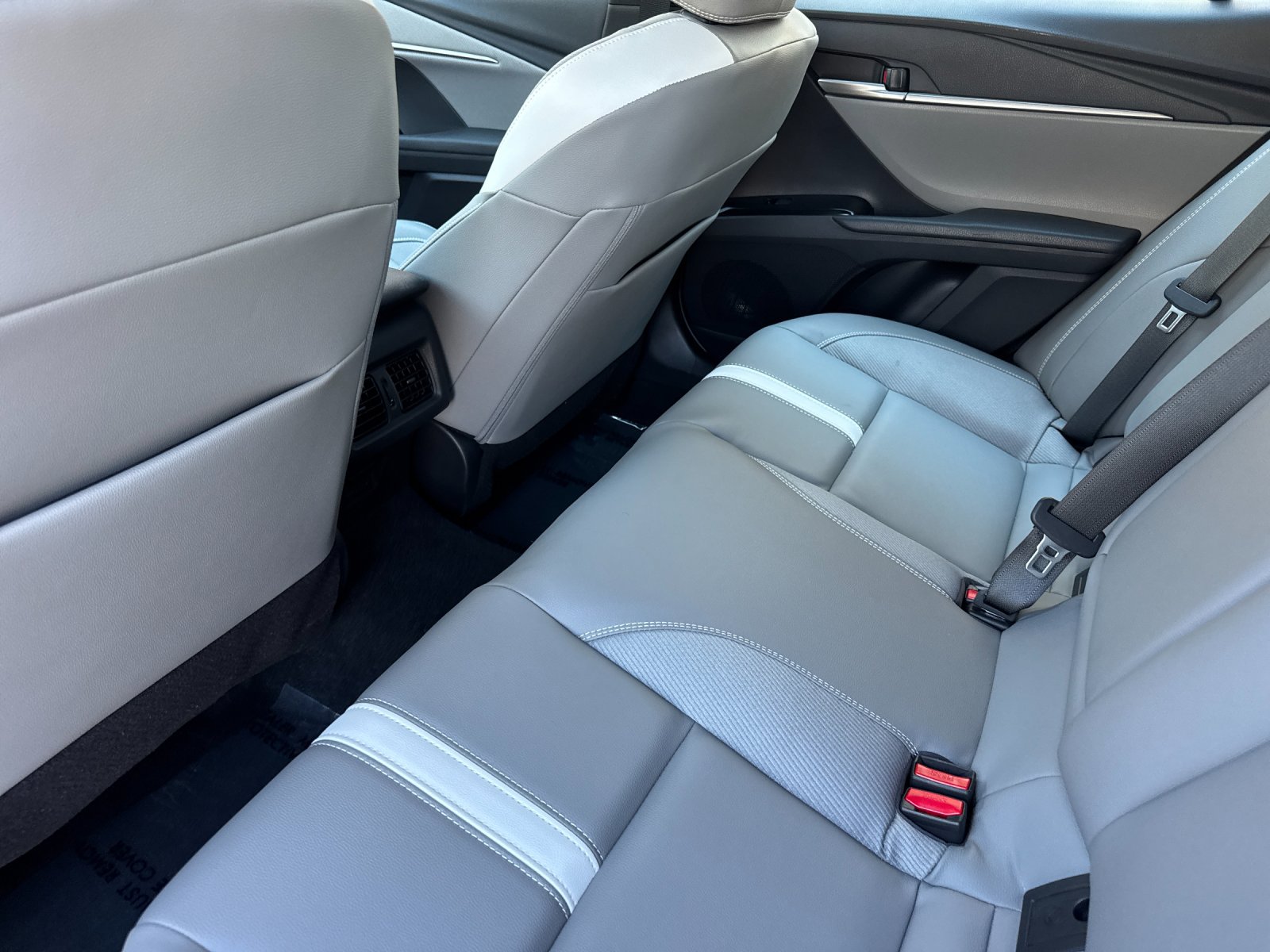 Used 2026 Toyota Camry SE w/ Multimedia Upgrade Package FWD image 12