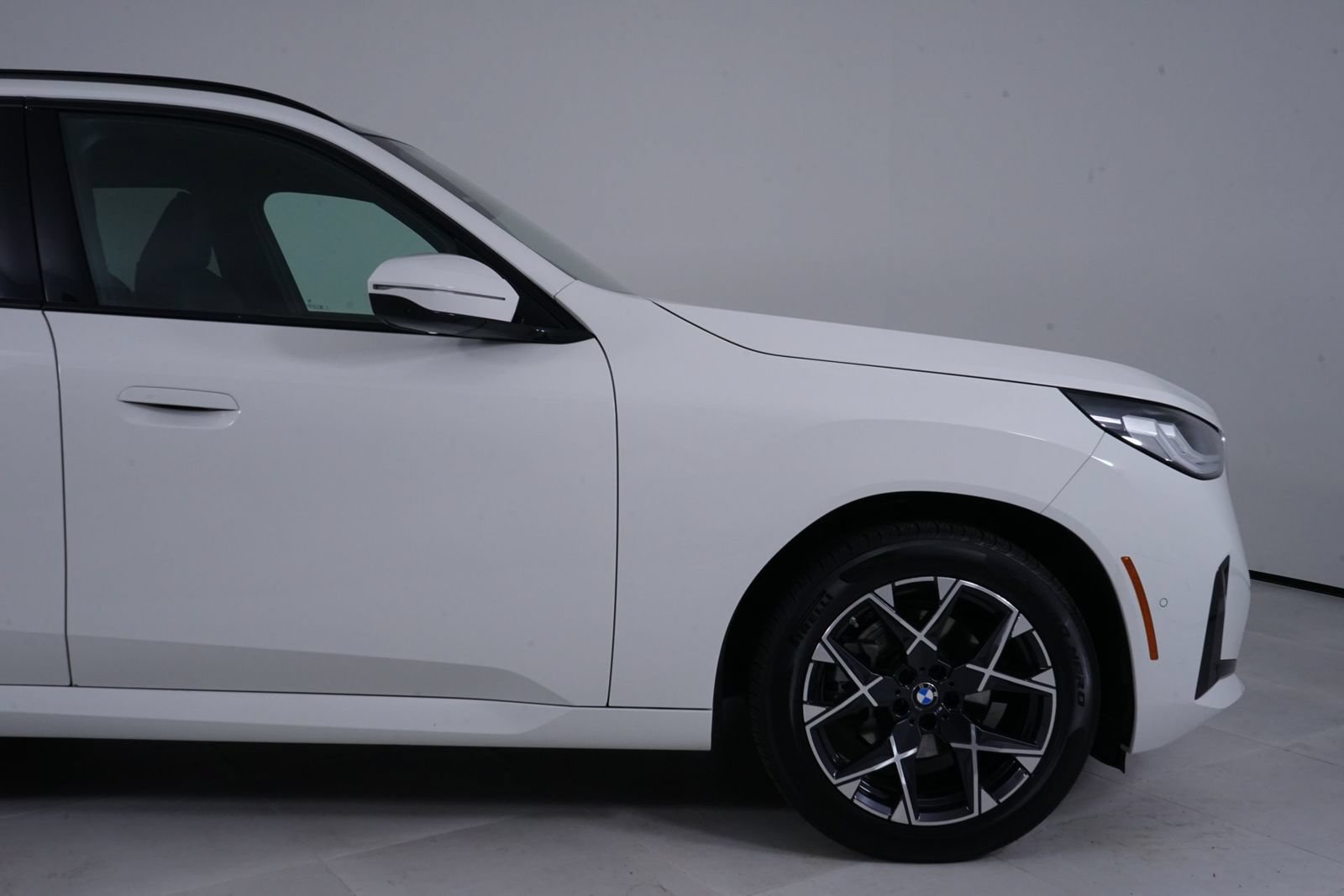 Used 2025 BMW X3 xDrive30i AWD/4WD image 14