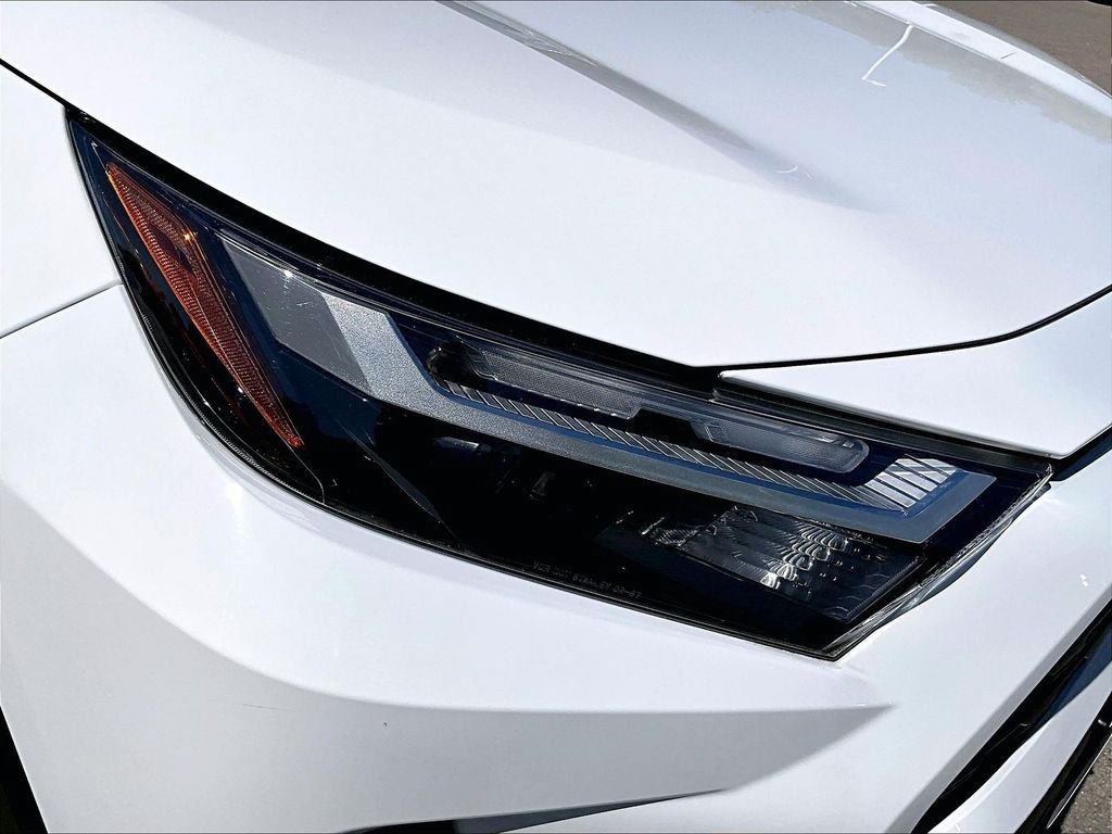Certified 2024 Toyota RAV4 LE AWD/4WD image 32