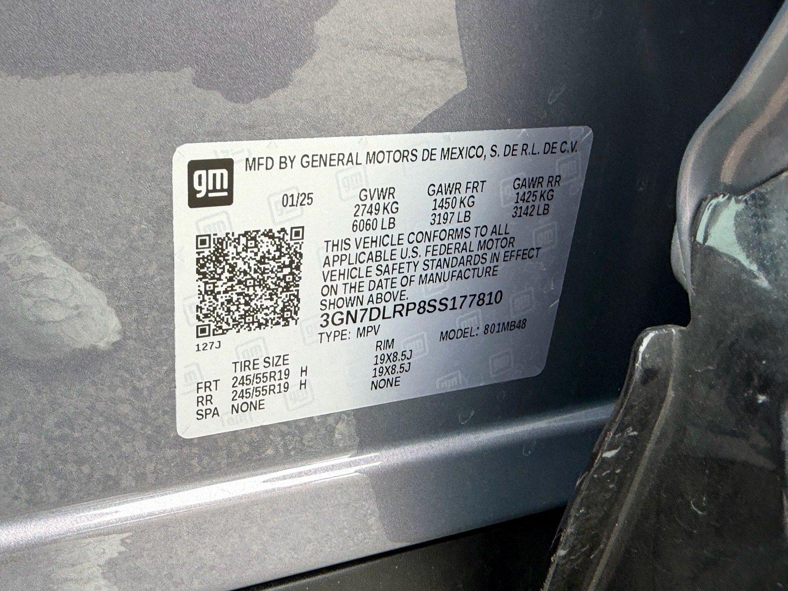 Used 2025 Chevrolet Equinox EV LT w/ Convenience Package FWD image 20