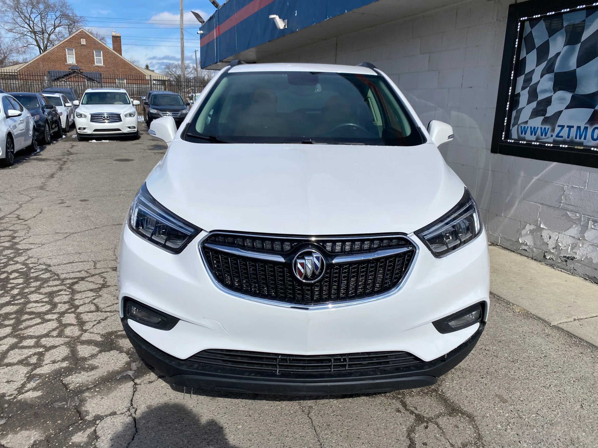 Used 2017 Buick Encore Essence w/ Experience Buick Package image 5
