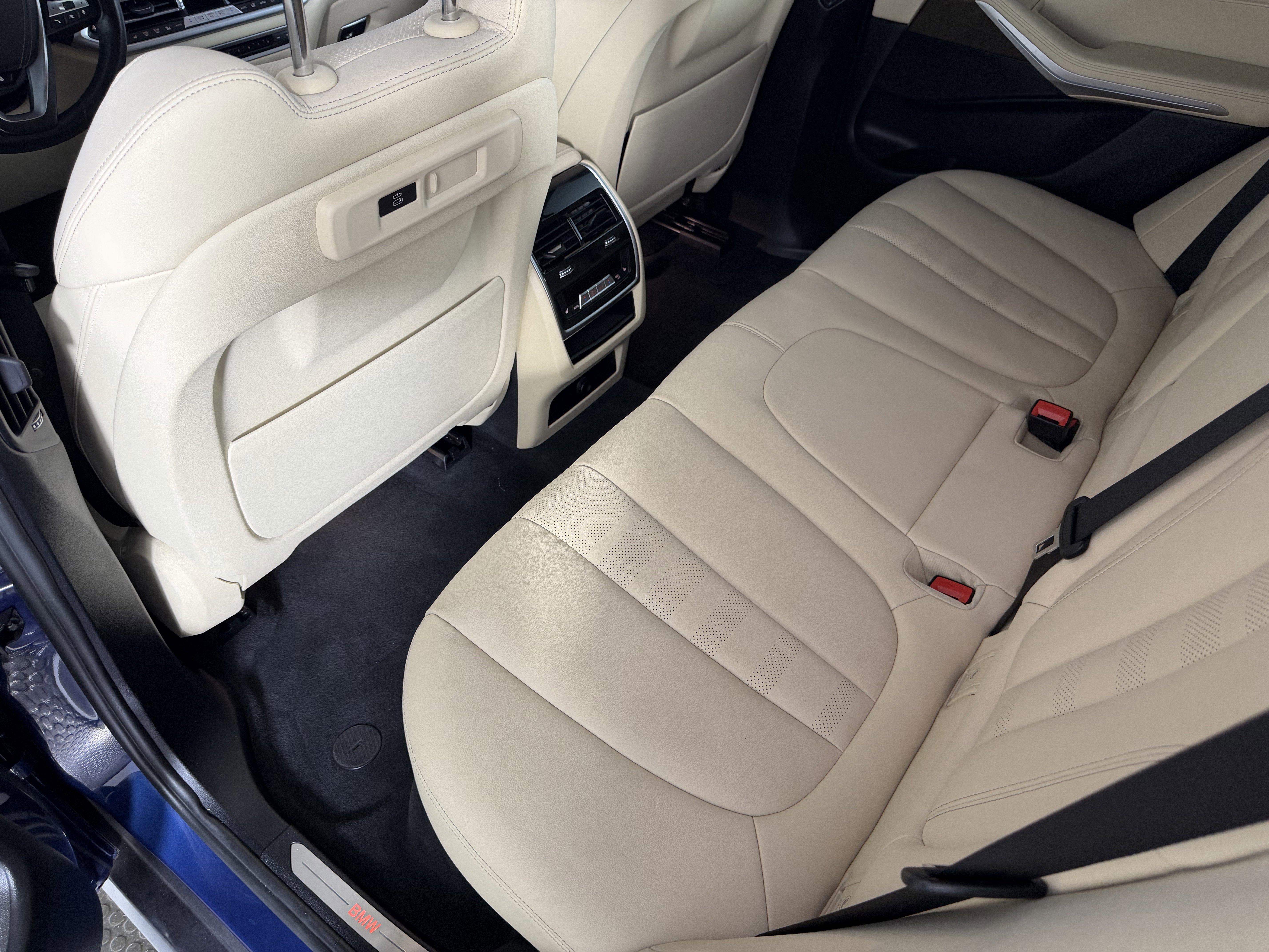 Certified 2022 BMW X5 xDrive40i AWD/4WD image 17
