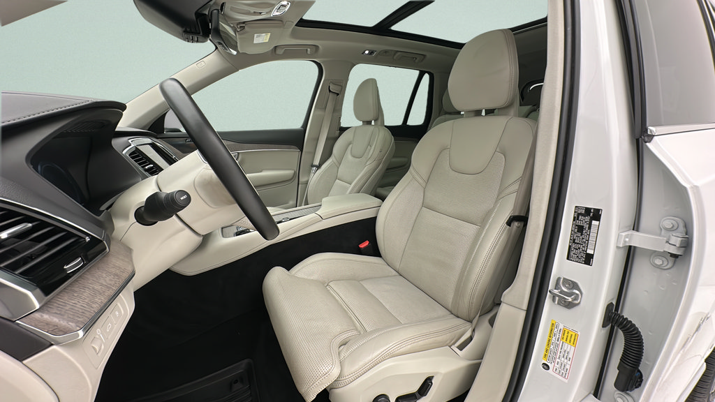 Used 2021 Volvo XC90 T8 Inscription w/ Advanced Package AWD/4WD image 13