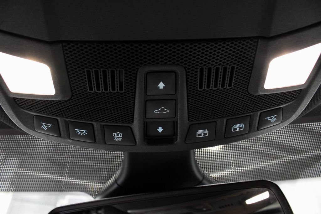 Certified 2024 Ford Edge ST-Line AWD/4WD image 35