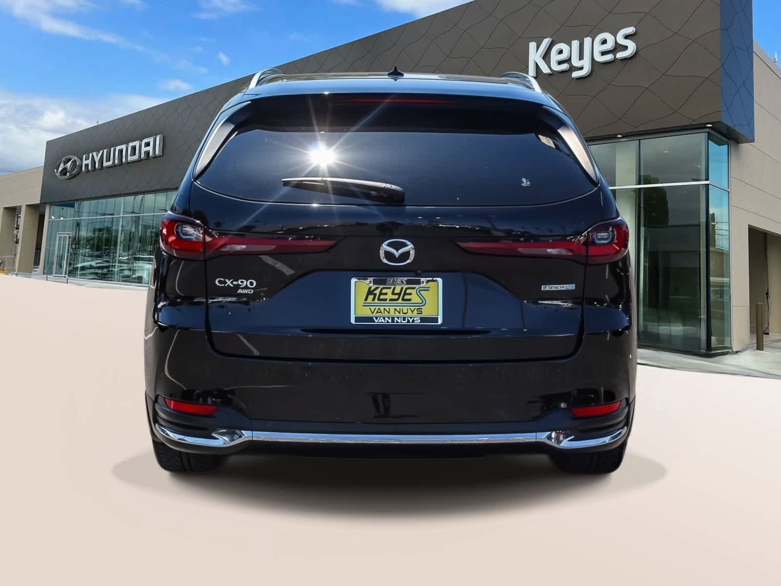 Used 2024 MAZDA CX-90 Plug-In Hybrid w/ Premium Pkg AWD/4WD image 6