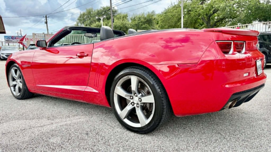 Used 2012 Chevrolet Camaro SS w/ RS Package RWD image 7