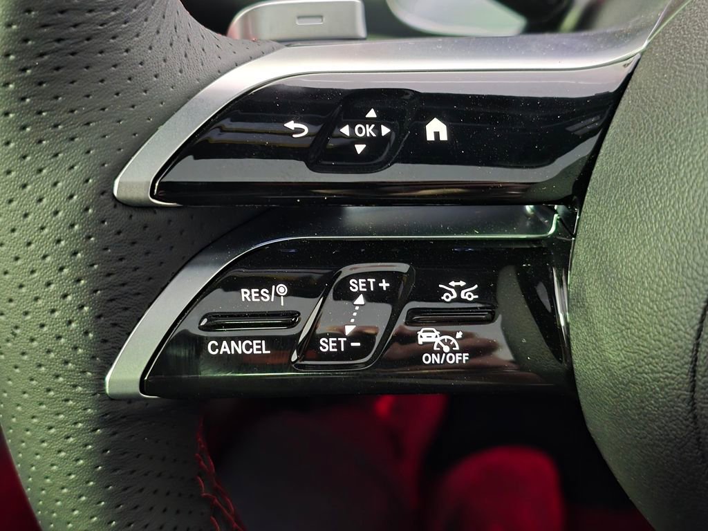 New 2026 Mercedes-Benz GLB 250 4MATIC image 17