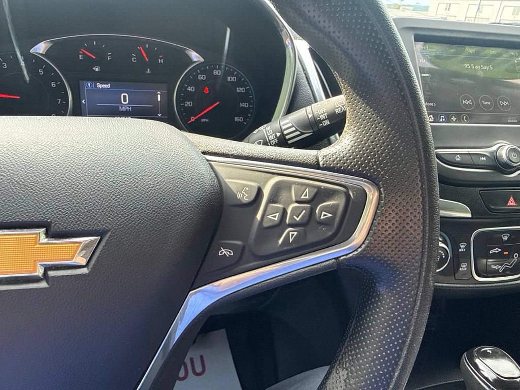 Used 2019 Chevrolet Equinox LT AWD/4WD image 16