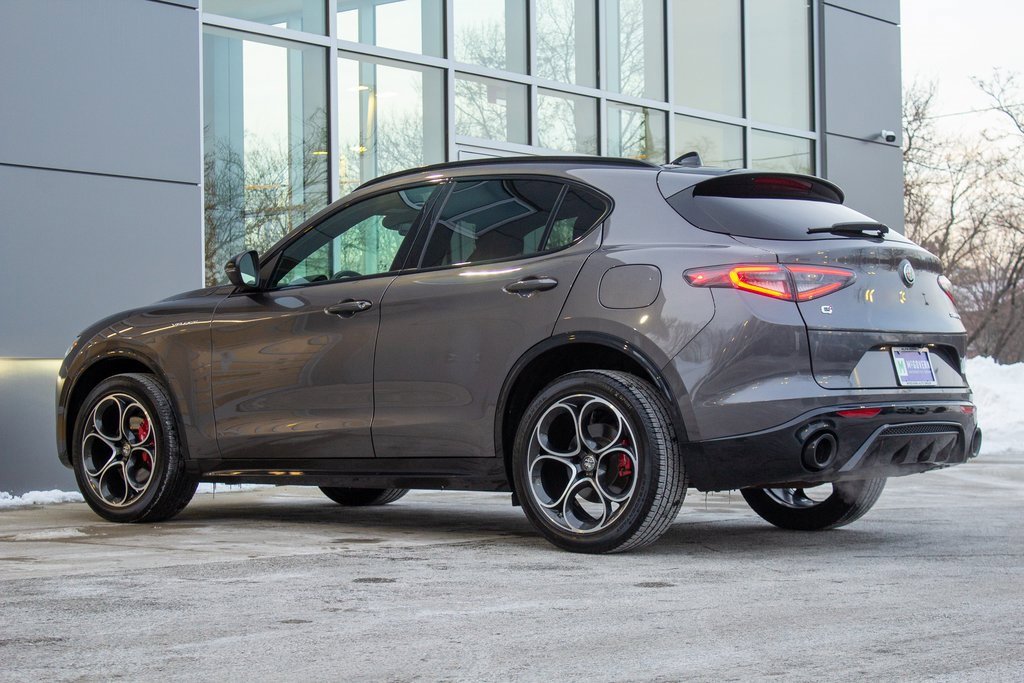 Used 2025 Alfa Romeo Stelvio Sprint w/ Veloce Package image 8