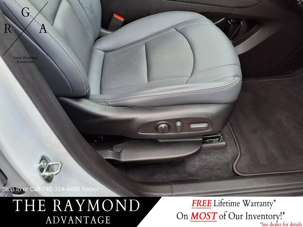 Used 2023 Buick Enclave Essence w/ Experience Buick Package AWD/4WD image 10